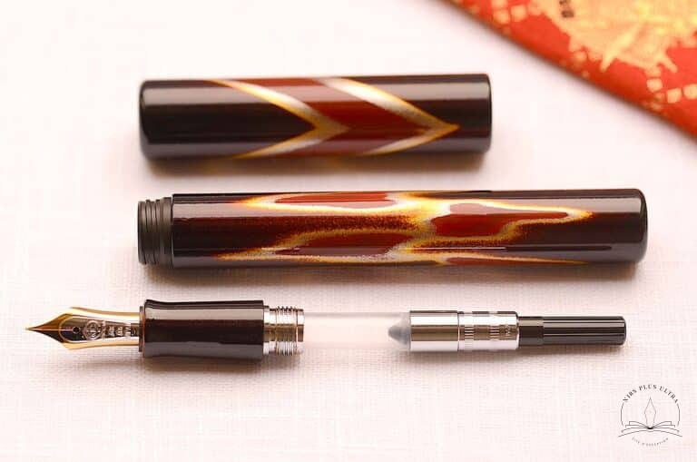 Ukiyo-e Hokusai red 4 Taccia