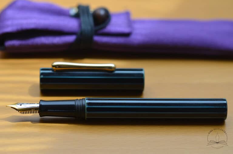 Stylo-plume Kaku-tate Asagi de Taccia 2