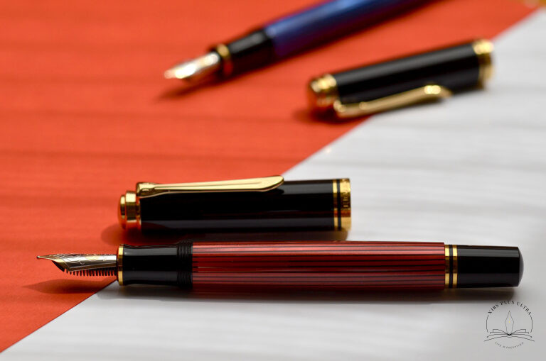 Stylo-plume Souverän M600 Rouge/Noir de Pelikan 2