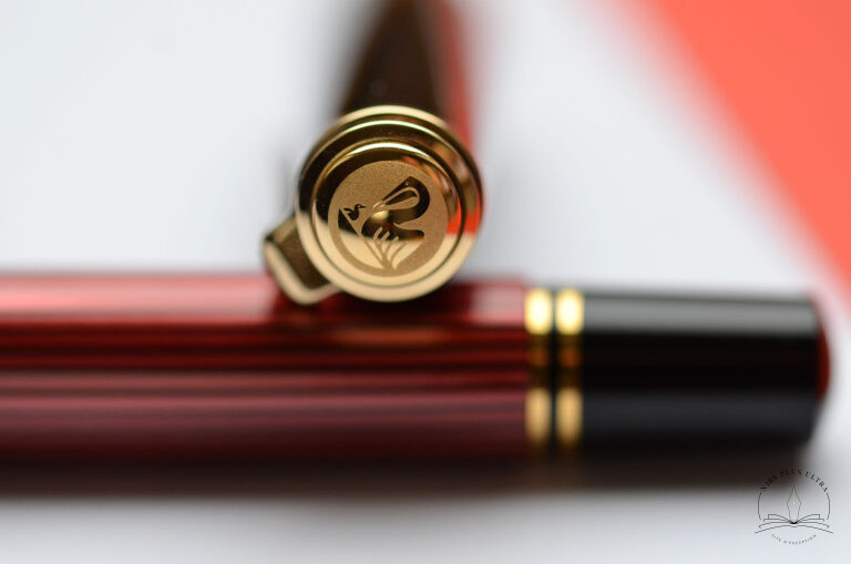 Stylo-plume Souverän M600 Rouge/Noir de Pelikan 4