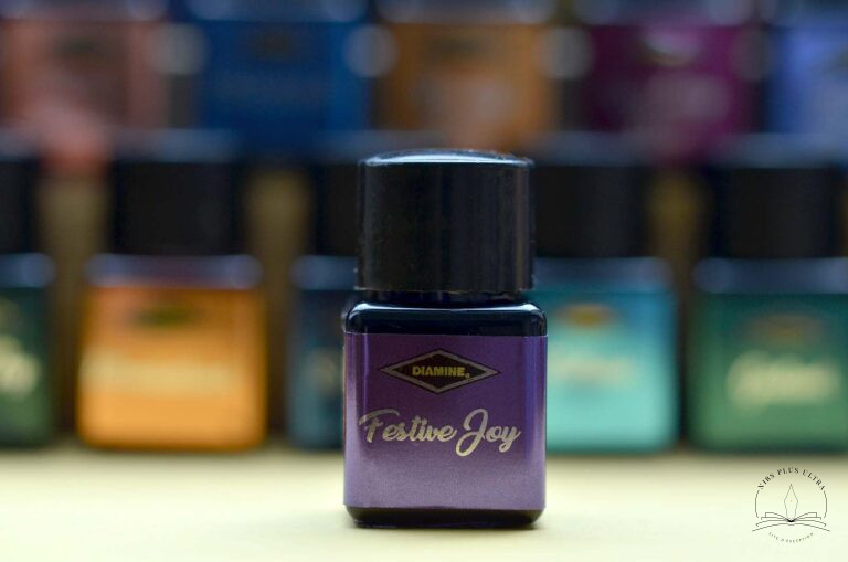 Ink Festive Joy Bottle 12 ml by Diamine 1
