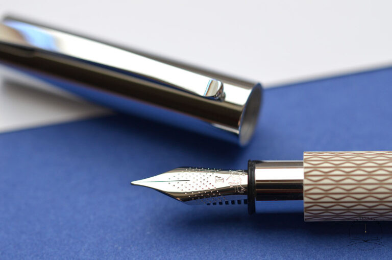 Stylo-plume Ambition OpArt Sable Blanc de Faber-Castell 3