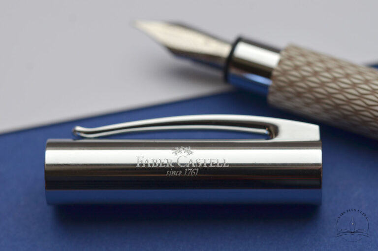 Stylo-plume Ambition OpArt Sable Blanc de Faber-Castell 4