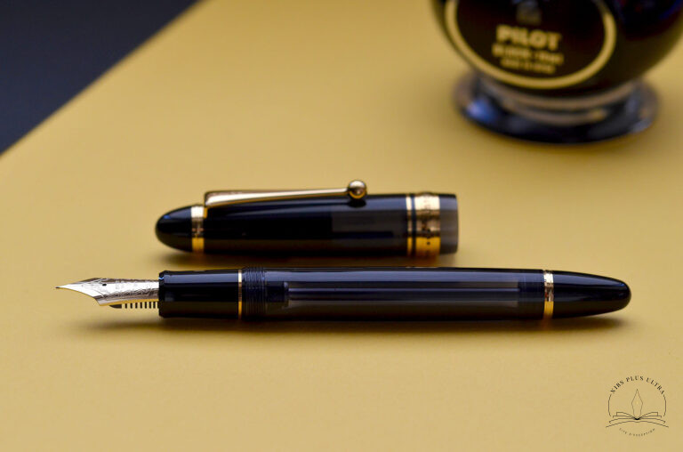 Stylo-plume Custom 823 Noir de Pilot 2