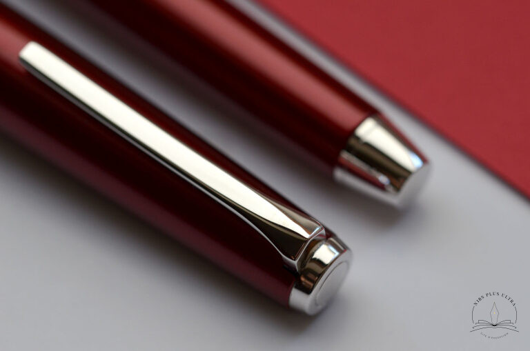 Falcon Burgundy Fountain pen by Pilot 5