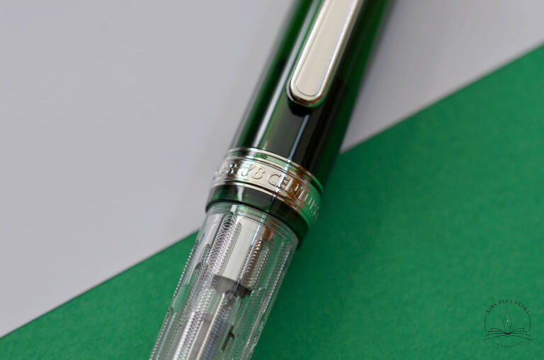 Stylo-plume 3776 Century Fuji Unkei Kasumi de Platinum 4