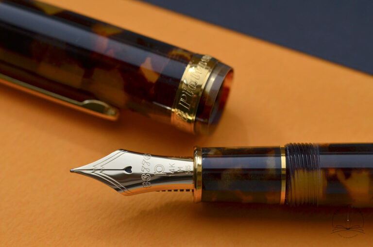 3776 Century Tortoise Fountain pen by Platinum 3