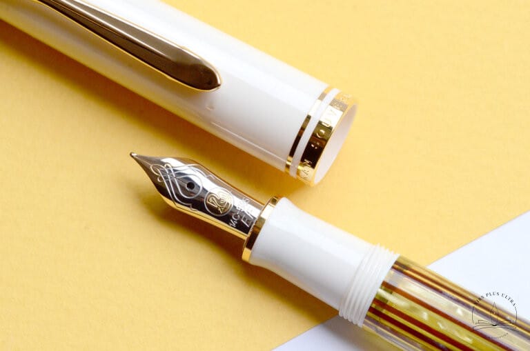 Stylo-plume Souverän M400 Tortoiseshell-White de Pelikan 3