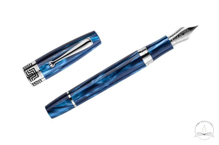 Extra 1930 Blue mediterranean fountain pen by Montegrappa 2