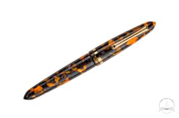 Venetia Havana Amber fountain pen by Montegrappa
