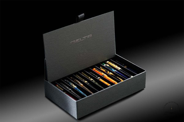 Coffret pour 12 stylos de Delta 2
