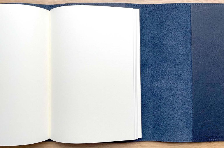 Carnet en cuir A5 Marine de Atelier De Laforêt 2