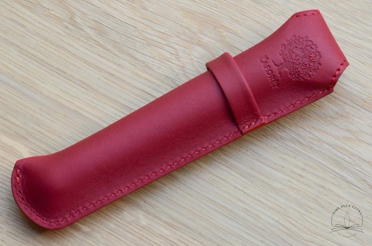 Case Red for 1 pen by Atelier De Laforêt 2