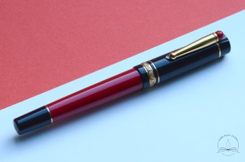 Wè Smorfia Fountain pen by Delta