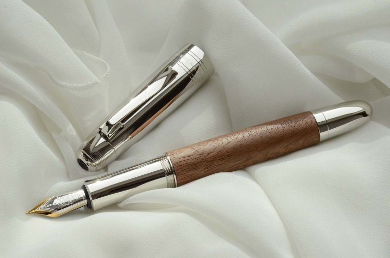 Stylo-plume Magnum de Graf von Faber-Castell 2