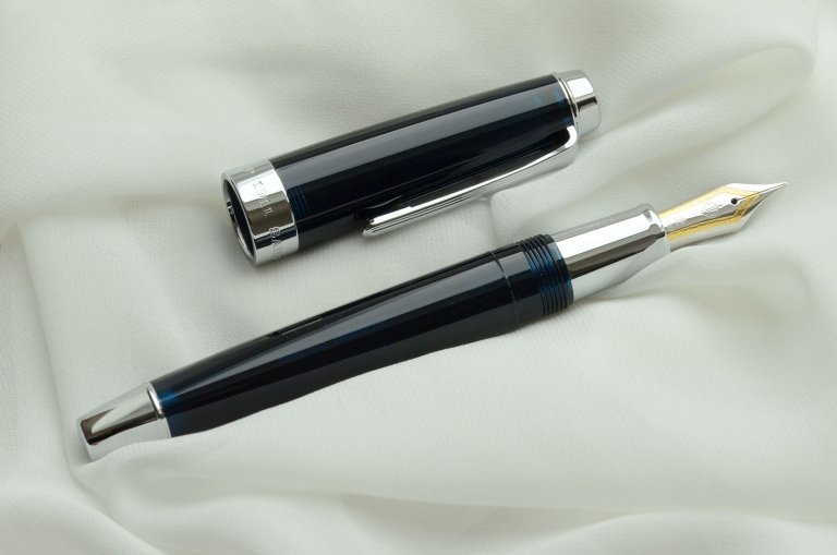 Stylo-plume Professional Gear Anchor Argent de Sailor 2