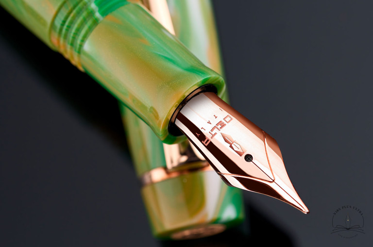 Stylo-plume Signes du temps Rococo de Delta 3