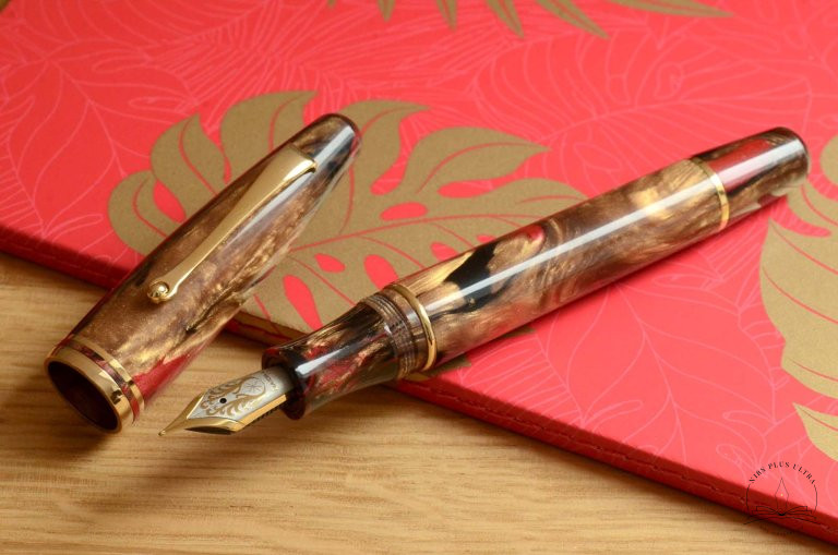 Stylo-plume Ultra Ogiva Golden Rule de Maiora 2