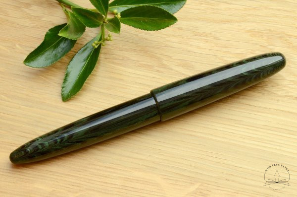 King of Pens Ripple Aoine Ebonite Fountain pen by Sailor 1