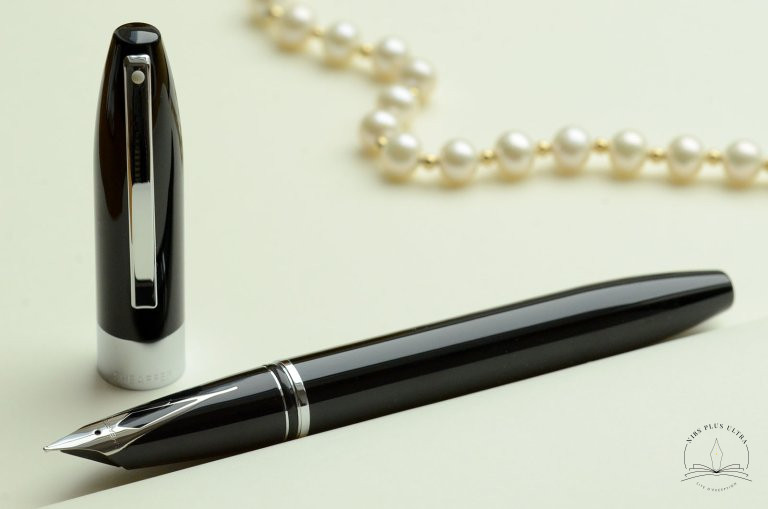 Stylo-plume Legacy Noir Chrome de Sheaffer 3