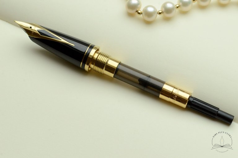 Stylo-plume Legacy Noir Or de Sheaffer 4