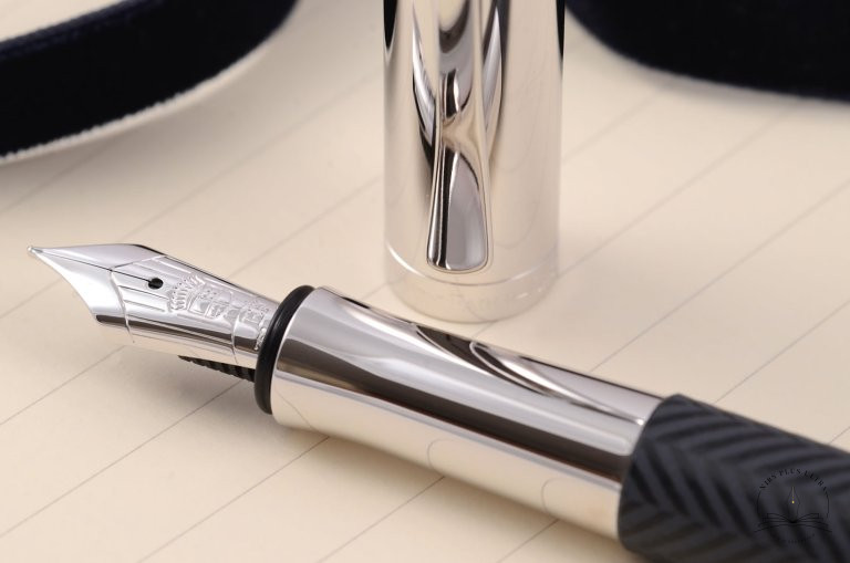 Stylo-plume Guilloché Ciselé de Graf von Faber-Castell 3