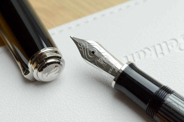 Stylo-plume Souverän M805 Stresemann de Pelikan 3