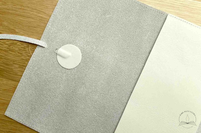 Carnet en cuir A5 Ivoire de Atelier De Laforêt 3