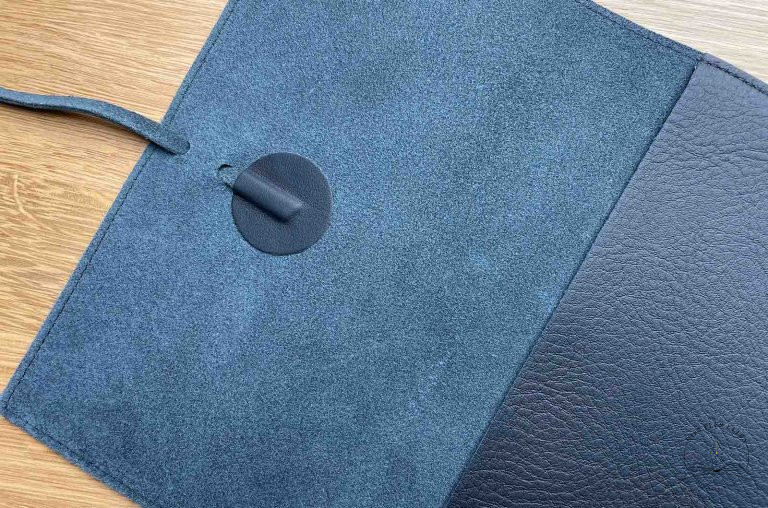 Carnet en cuir A5 Noir de Atelier De Laforêt 3