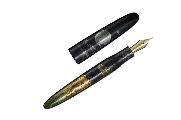 King of Pens Elephant in the Moonlight de Sailor 2