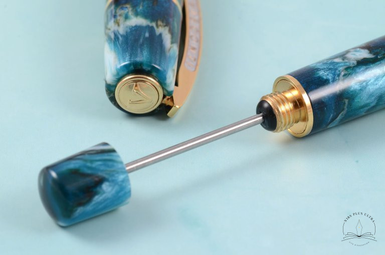 Homo Sapiens Nebula Eagle Fountain Pen by Visconti 5
