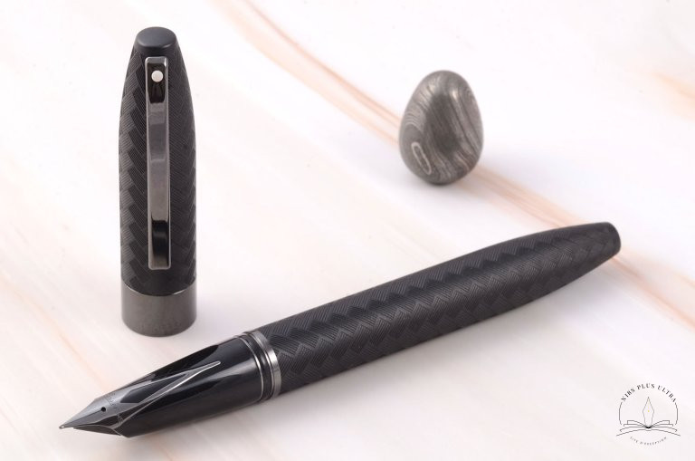 Stylo-plume Legacy Noir Chevron de Sheaffer 2