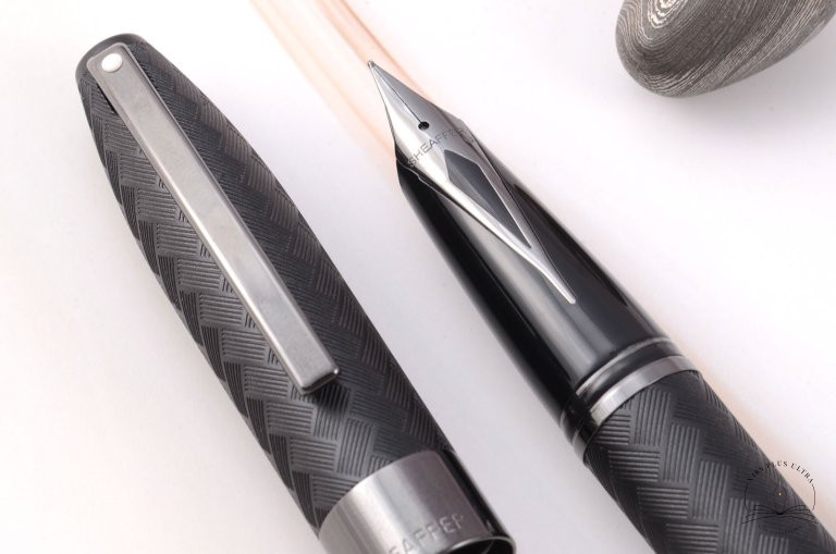 Stylo-plume Legacy Noir Chevron de Sheaffer 3